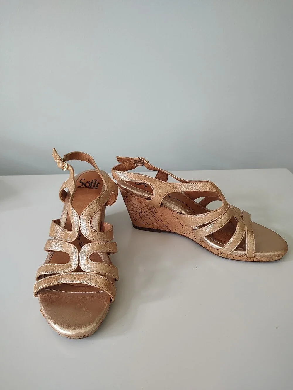 Sofft Gold Metallic Cork Wedge Heel Sandals 7.5